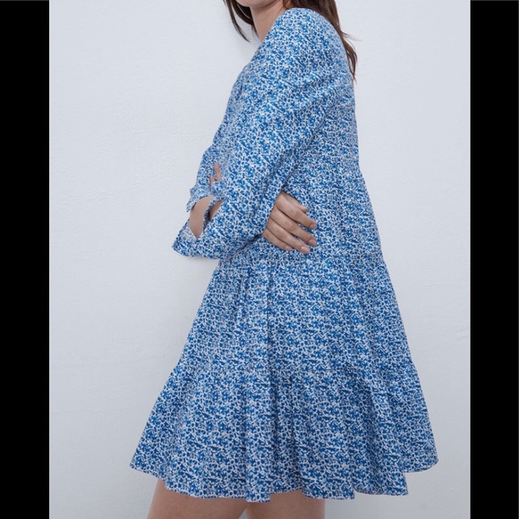 Zara Dresses & Skirts - NWT! ZARA blue mini floral print dress XXL